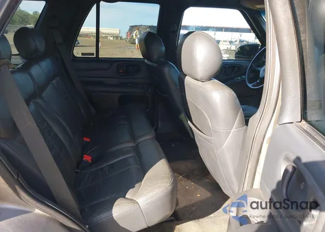 2001 Chevrolet Blazer Lt from USA, damaged, VIN 1GNCS13W312120708